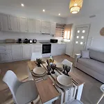 Aegean Whisper ماسوري