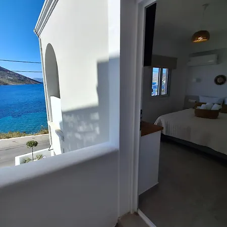 Aegean Whisper شقة