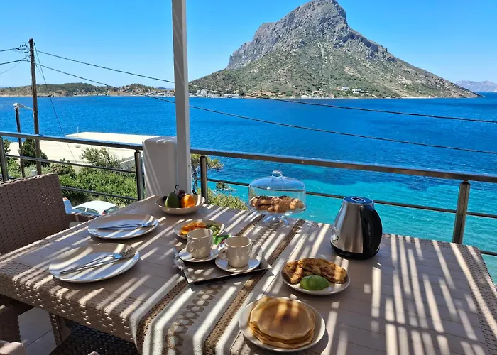 Aegean Whisper شقة