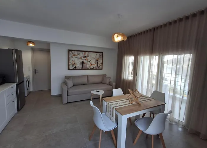 Aegean Whisper شقة